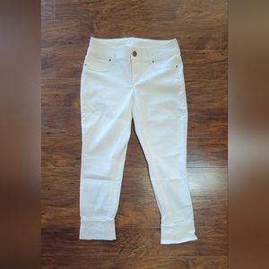 White Cropped Super Stretchy Size Small Jeggings Jeans